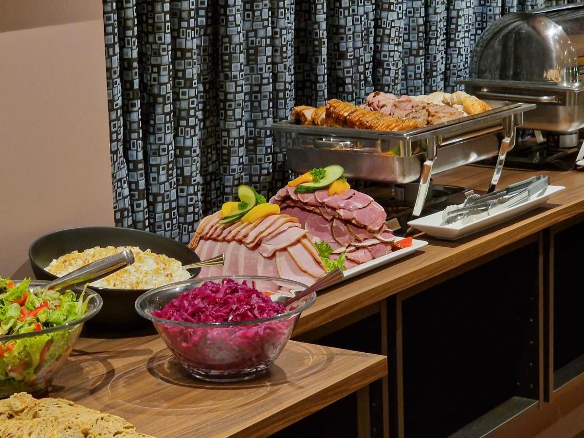 Hotel Bifroest מראה חיצוני תמונה